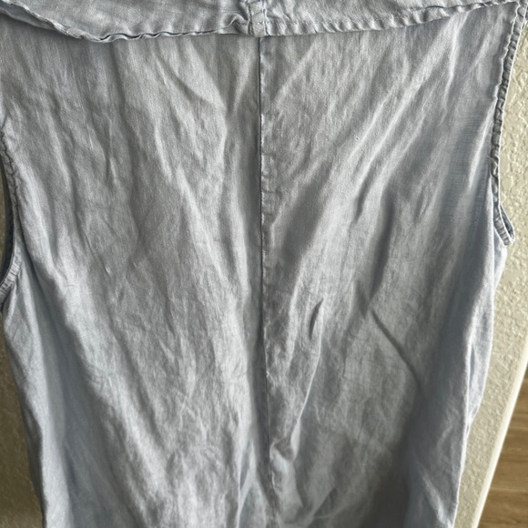 Light blue 100 percent linen tunic. L with pockets! - Picture 2 of 4